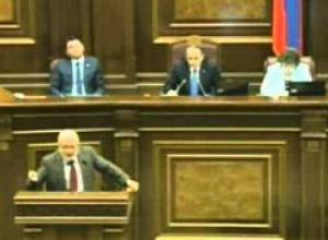 «Եթե մահացածները կարող են քվեարկել, ինչո՞ւ չեն կարող թոշակ ստանալ»