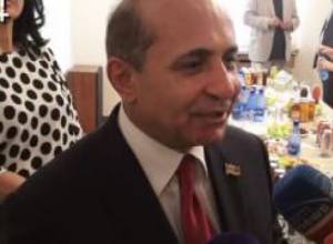 Հովիկ Աբրահամյան. Նախագահի գնահատականի հետ միշտ համամիտ եմ