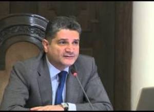 Վարչապետը ներողություն խնդրեց