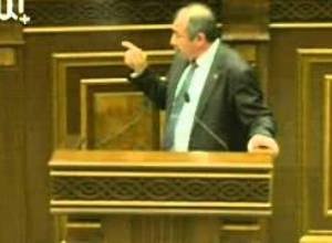 Գաղջ մթնոլորտը և Աննայի դառը ընտանեկան կյանքը