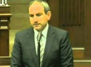 Նիկոլի եւ վարչապետի լեզվակռիվը