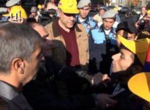 Իրարանցում Մաշտոցի պուրակում  հորը հանել են որդու դեմ