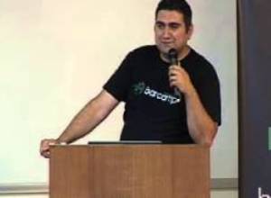 Յուքոմ` նայելով դեպի ապագա