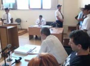 Դատավորը վիրավորեց ազատամարտիկին