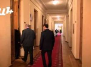 Գնացեք ձեր գործին. Սեյրան Սարոյան