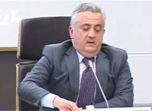 Կենտրոնական բանկի նախագահի ասուլիսը հատվածներով