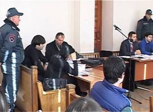 Վերնիսաժի գործով փաստաբաններից մեկը բացարկ հայտնեց մեղադրող կողմին