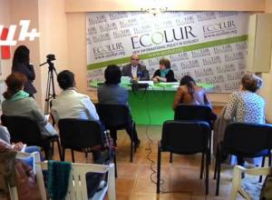 Գետը վերածվել է թափոնատարի