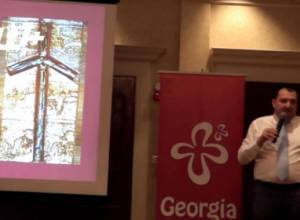 Գինին միայնակ չեն խմում