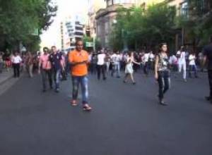 Երթը սկսվեց