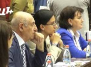 "Երկու տղամարդ, որ գան զագս, ասեն՝ ուզում ենք պսակվենք, մեկն էլ ասի` իրեն կին է զգում,