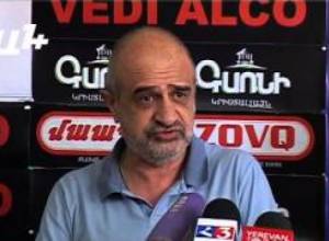 Արվեստագետների մաղթանքը՝ Արմենչիկին վաստակավոր արտիստի կոչմանն արժանացնողներին