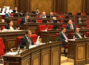 Արտաշես Գեղամյանը շնորհակալություն հայտնեց Լեւոն Զուրաբյանին