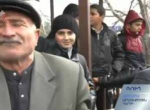 Այո-ն եւ Ոչ-ը Կարբիում. Օր 1-ին