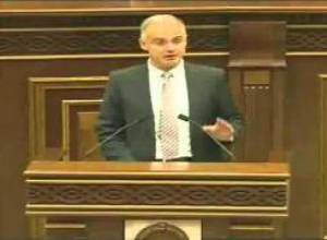 Իշխանությունը տապալել է երկրի կառավարումը. Լեւոն Զուրաբյան