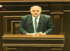 Պարտքերն ավելանում են, տնտեսությունը անկում է ապրում. ի՞նչ ենք անելու