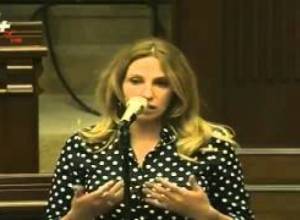 «Դևը ձեզ ոչ թե բռնել է, այլ մտել է ձեր մեջ».Փոստանջյանի հարցը Աշոտյանին