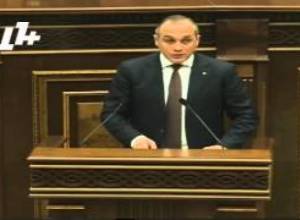 Նահապետյանն անդրադարձավ Հրանտ Բագրատյանի և Նիկոլ Փաշինյանի հարցադրումներին