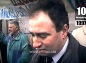 Օրացույց.10-ը Դեկտեմբերի . Իր տան մուտքի մոտ սպանվում է փոխնախարար Վահրամ Խոռխոռունին