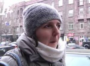 «Մարդկանց անձնագրերը վերցնում ու փող են բաժանում, որ Սամվել Ալեքսանյանն ավելի չաղանա»