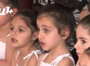 Արմեն Աշոտյանի բեմելը հուզիչ էր. նա հայտնվել է Ձմեռ պապի դերում