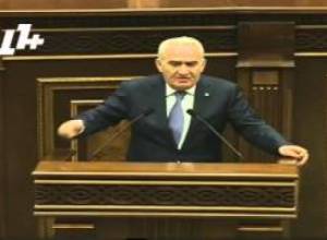 «10-րդ գլուխը կարդացեք, նոր եկեք». ԱԺ նախագահը՝ Փոստանջյանին