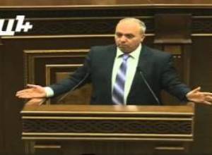 Ո՞վ է թալանում էս երկիրը. Հրանտ Բագրատյանը ելույթ ունեցավ