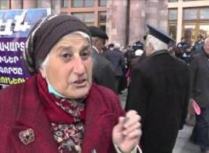 «Բա էս երկրում ոստիկան չկա՞». քաղաքացին մտահոգված է Ռուզան Եղնուկյանի վիճակով