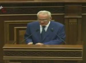 Գալուստ Սահակյանը ուշադիր լսել է բոլոր ելույթները