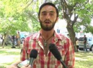 6-7 ոստիկաններով բռնություն էին կիրառում