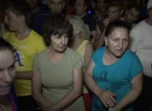 Սարի թաղի կանայք պնդում են, որ հետապնդում են իրենց տղաներին