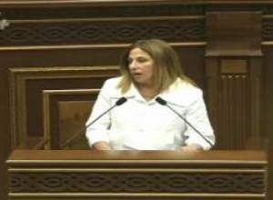 Զարուհի Փոստանջյանի ելույթը