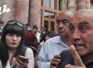 «Մի ստիպեք մեզ գնալ հանցագործության»