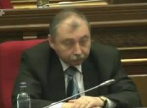 Երբ դեղերի վրա դրված է «հորանց գինը». Հայկ Բաբուխանյանի հարցը