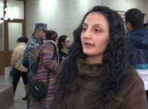 «Տվեք իմ երեխային». հուսահատ մայրերի ակցիան՝ ԴԱՀԿ-ում