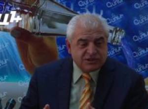 «Սերժ Սարգսյանի հարցազրույցը ահազանգ էր». Ազատ Արշակյան