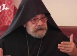 Բարձրաստիճան հոգևորականը քննադատում է իշխանությանն ու քաղաքական ուժերին