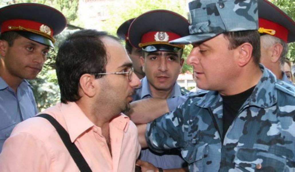 56ce6927a6a8bd12b142cf04d989c33c