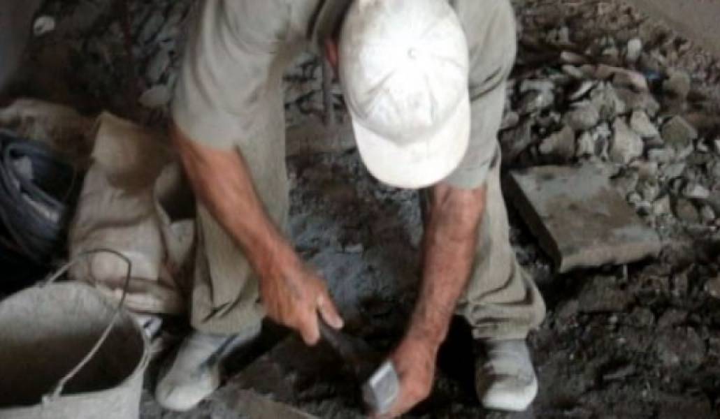 7df06eea79f43231e1d34f6cf92cd694