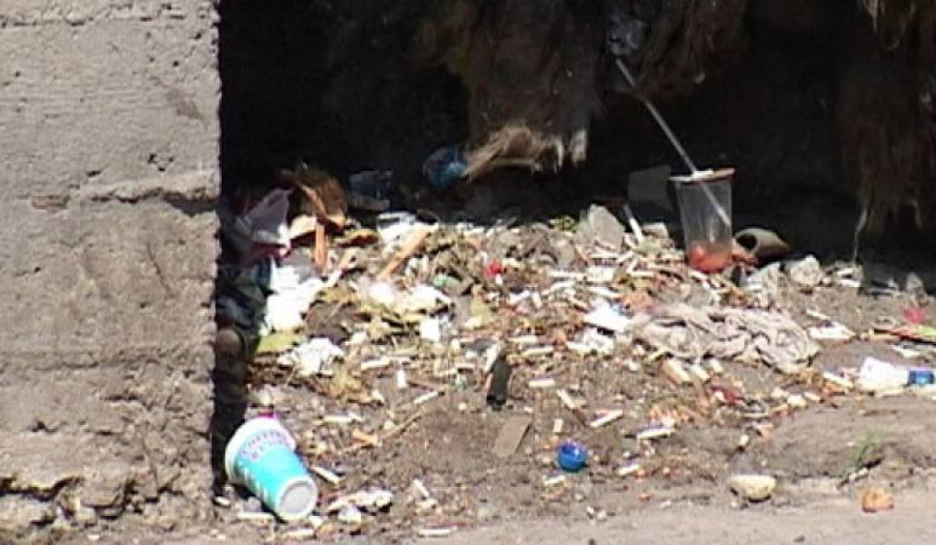 ec8e8f934bfc8538e9666edf96f6905c