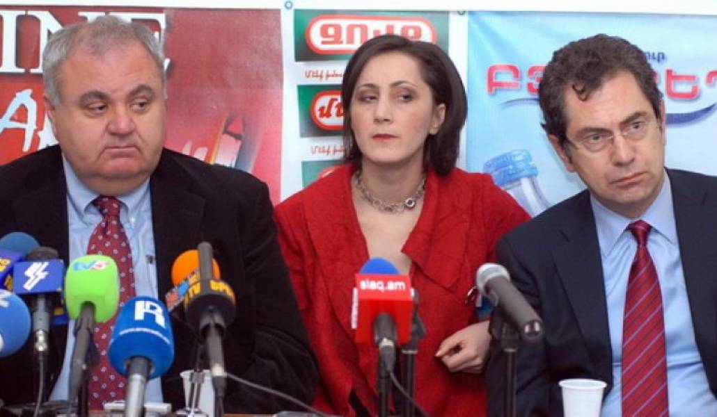 376c5ae77ddb5ffd0dbe2c83883ebaf2