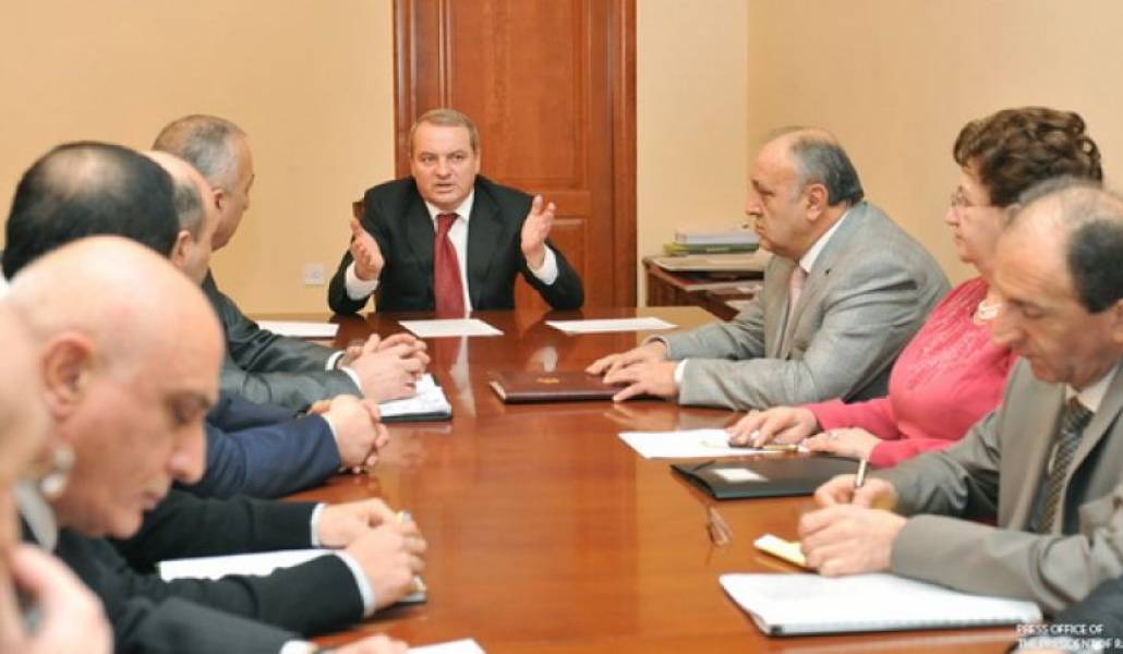 da27eb4257be9379cfa0650c51e9ab92