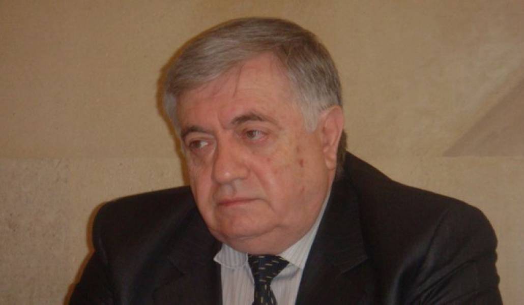 7658b183f5f8a1509d8e942a6ccc2cd9