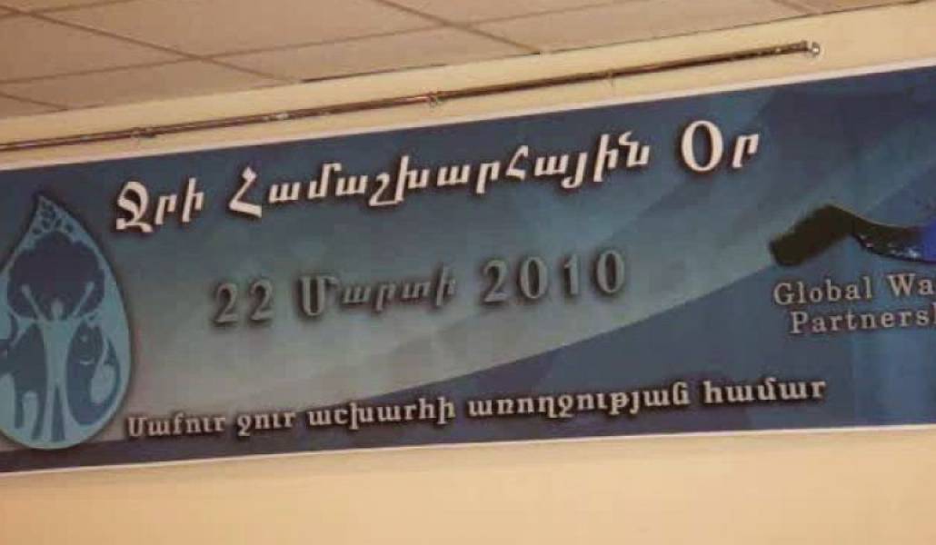 344b74a56a336b26e6210a349e304644