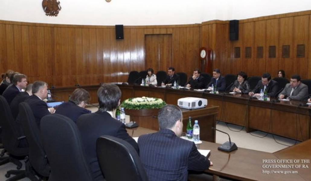 41bb27498d4a5a8187fe1185fcd47172