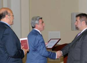 Received the Presidential Prize