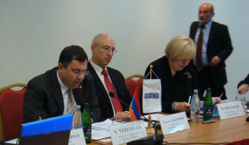 2040ea14f961be475d2e4139514971c8