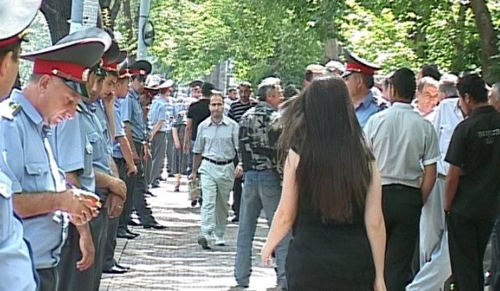 bdbfd528c81a411a6aef899a44e5b808