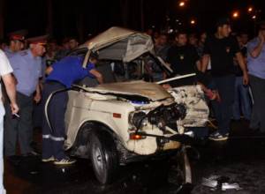 Traffic accident: 2 killed, one injured