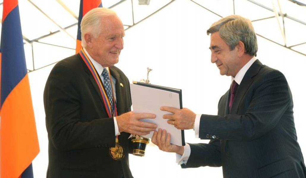 b610af73a92f627e5fe5a14ee2708d65